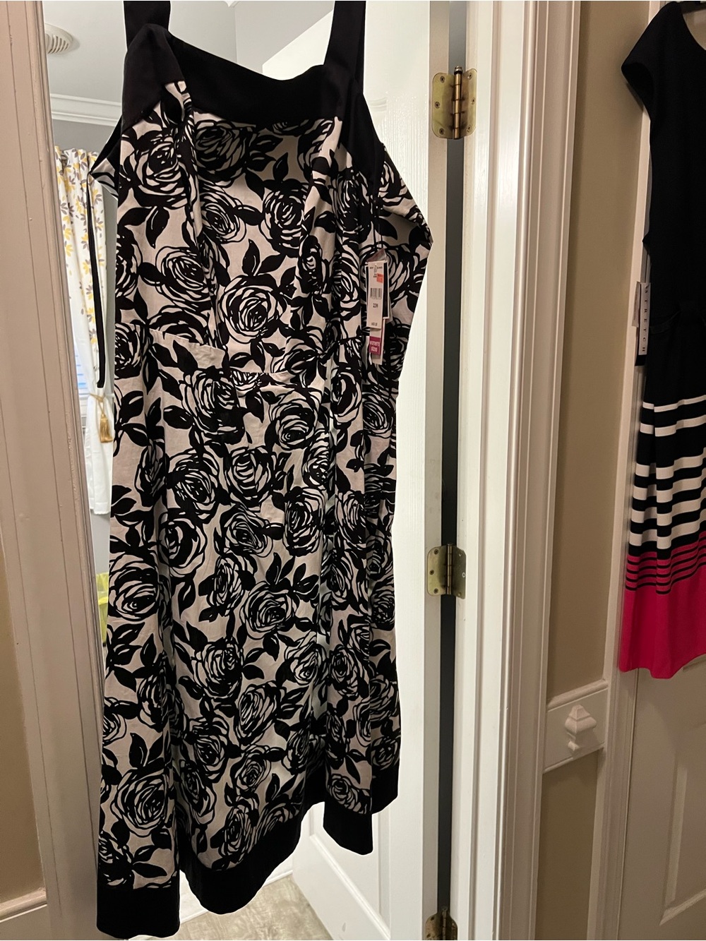Black & White Rose-Print Midi Sundress with Contrast Straps